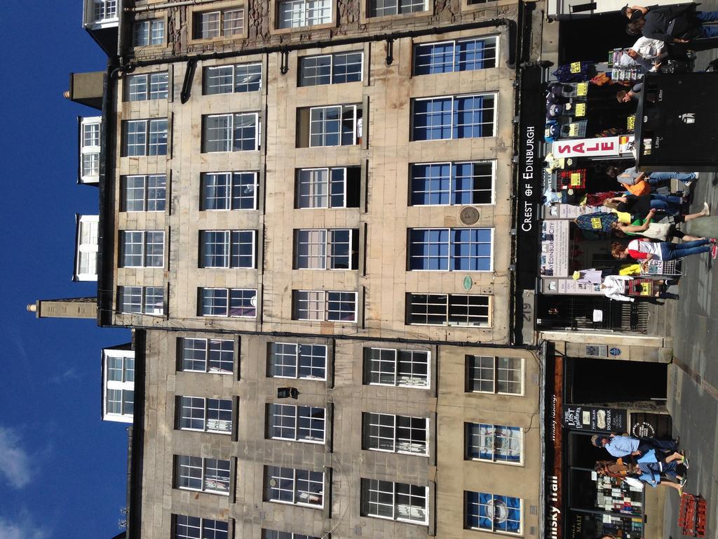 Апартаменты High St Flat Эдинбург Экстерьер фото